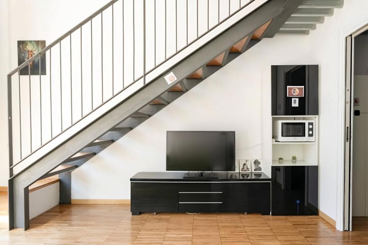 Luxury Loft A Milano - Design Esclusivo E Comfort Moderno Exterior foto